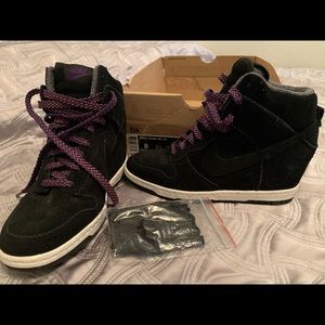 Nike suede-like Dunk Sky Hi. Size 8.
